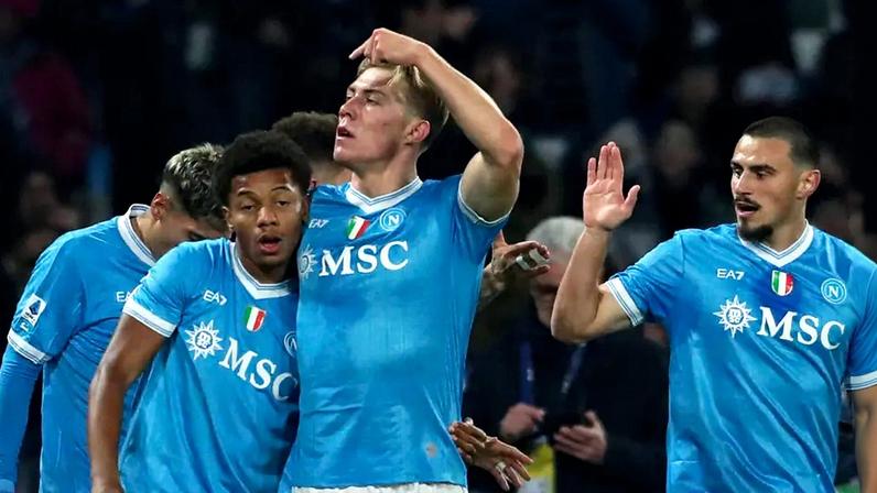 Pelo Campeonato Italiano, o Napoli venceu a Juventus por 2 a 1 (Foto: CARLO HERMANN / AFP)
