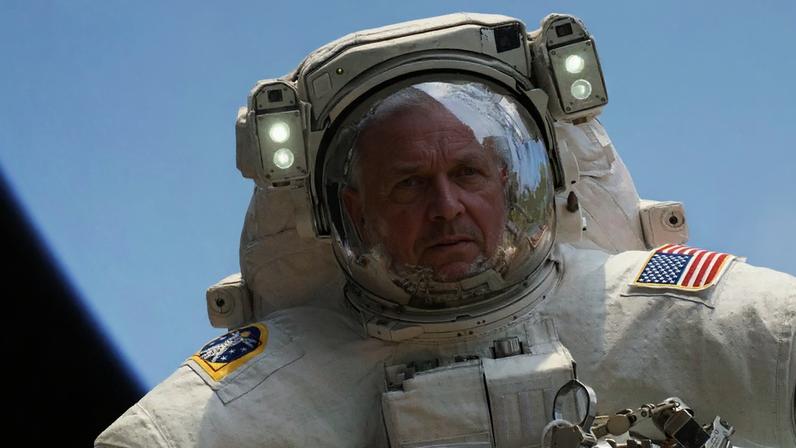 Artemis II sobrevoa a Lua hoje; veja onde assistir ao vivo