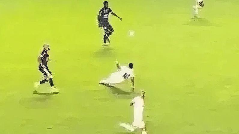 Vídeo de Neymar caindo em Santos x Remo repercute nas redes