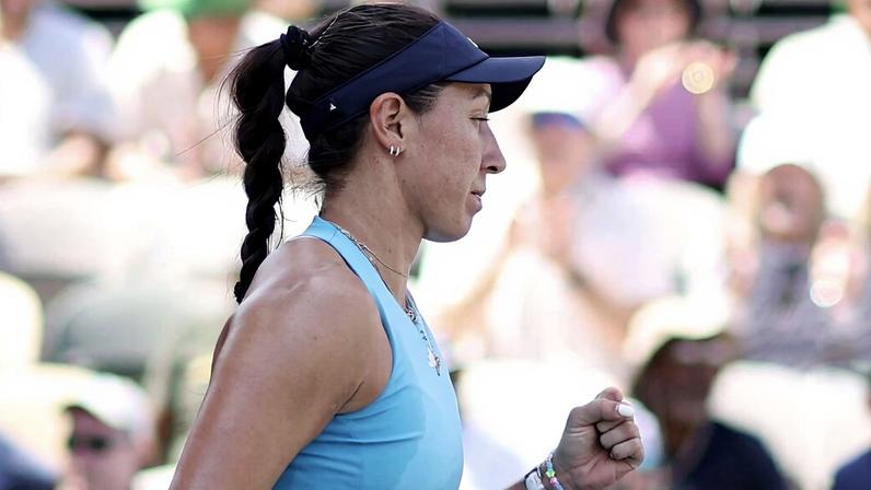 Pegula vence seu maior triunfo da carreira em Charleston