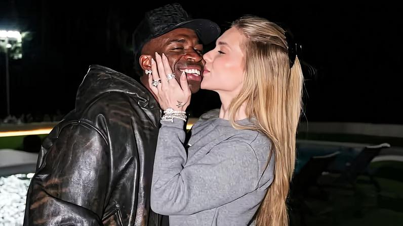 Vini Jr. se declara a Virginia Fonseca em meio a rumores de crise