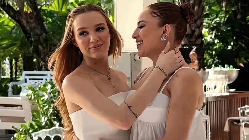 Mari Fernandez e Júlia Ribeiro revelam sexo do bebê em chá revelação — Foto: Reprodução/ Instagram