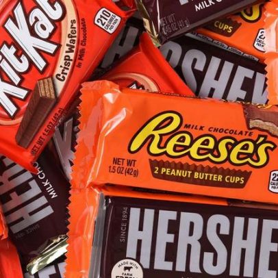 Hershey reverte mudanças no chocolate após neto do inventor de Reese's denunciar