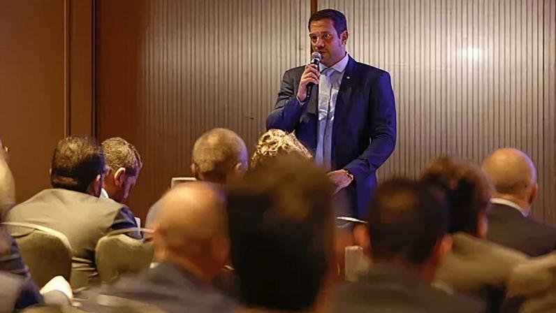 CBF avança na criação da Liga do Futebol após reunião com clubes