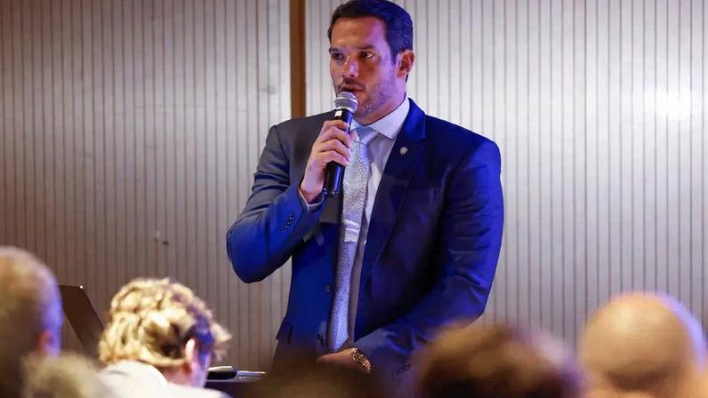 Samir Xaud, presidente da CBF, durante primeira reunião com clubes para debater liga (Foto: Rafael Ribeiro/CBF)