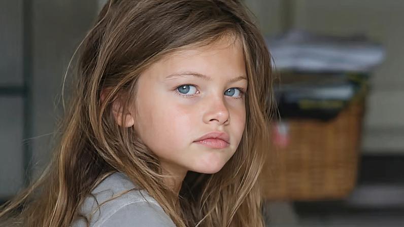 Thylane Blondeau, viralizou aos seis anos de idade, em 2007, transformando-se na 'menina mais bonita do mundo' — Foto: Reprodução/Instagram