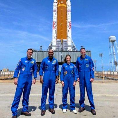 Líder da Artemis II descreve pedido a Deus em oração