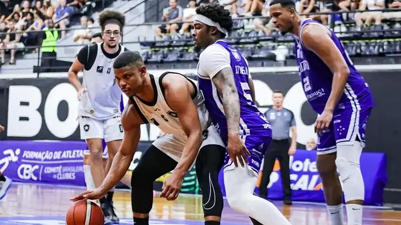 Botafogo vence Cruzeiro e fica perto dos playoffs no NBB