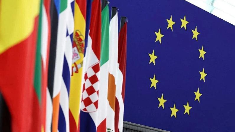 UE e EUA concordam em implementar acordo comercial