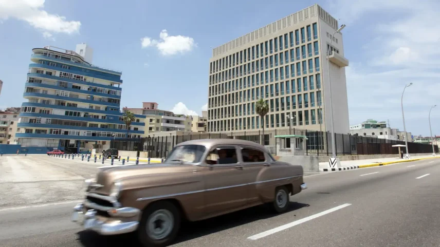 Fachada da Embaixada dos EUA em Havana, Cuba
