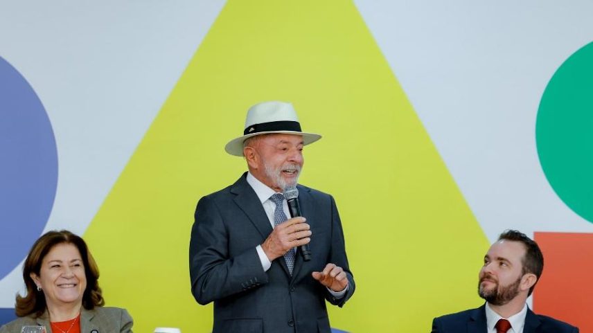 04.mai.2026 – O presidente Lula durante assinatura da Medida Provisória do Novo Desenrola Brasil, no Palácio do Planalto