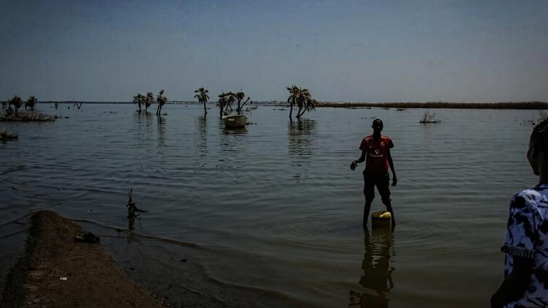 Águas crescentes e pressões aumentam no Lago Turkana, Quênia