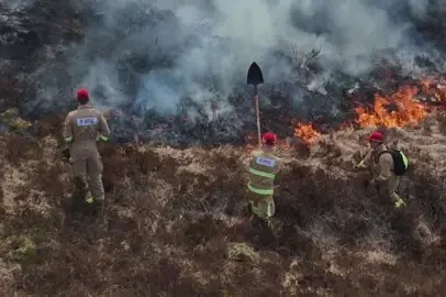 Clima de fogo amplia duração das temporadas de incêndios, dizem cientistas