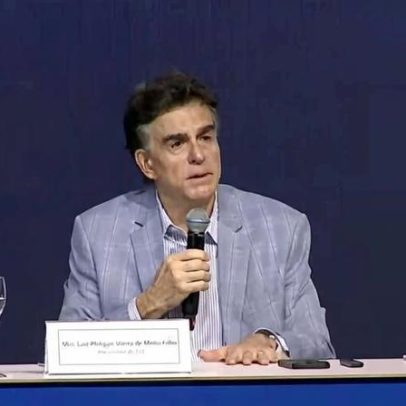 Ministro do TST afirma que não há juiz azul nem ver