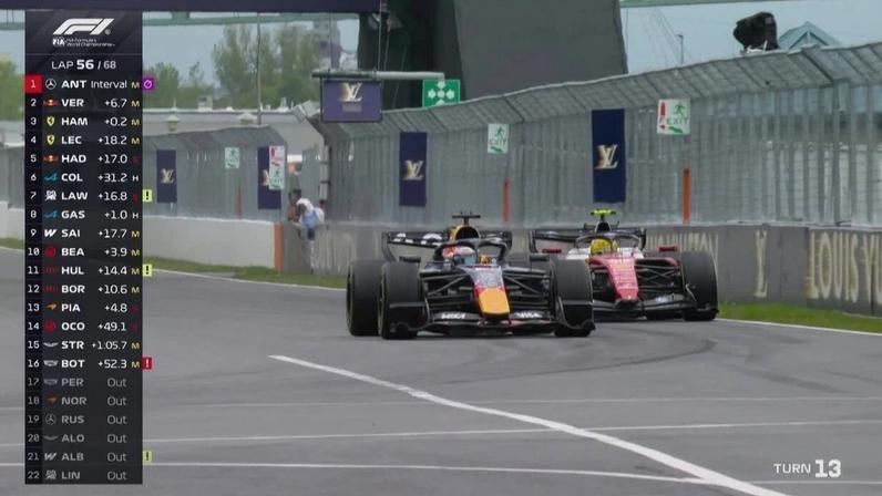 Nicolas Hamilton tem paralisia cerebral e compete no Campeonato Britânico de Carros de Turismo. Conquista aconteceu no mesmo dia em que Lewis obteve melhor resultado pela Ferrari na F1