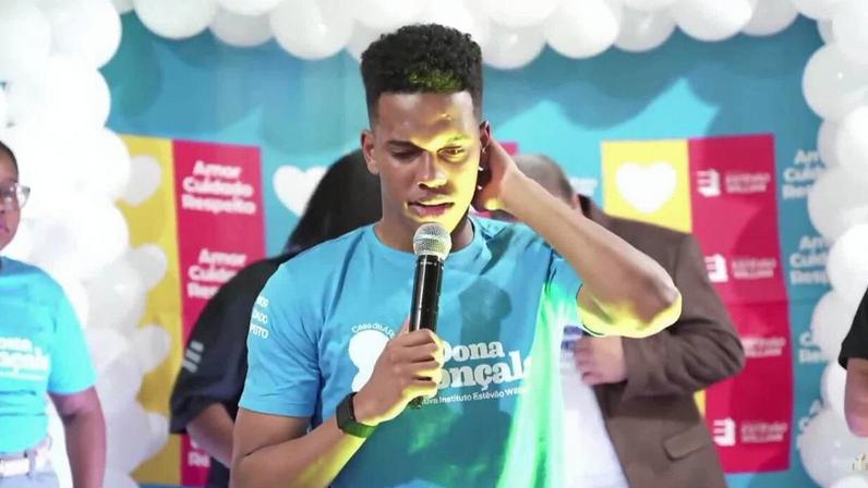 Estêvão se emociona na inauguração de casa de apoio em homenagem à avó