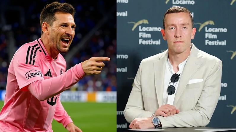 Lionel Messi, sorrindo e apontando, veste camisa rosa de futebol. Ao lado, Hannes Halldórsson de terno bege e óculos escuros pendurados, posa em evento do Locarno Film Festival