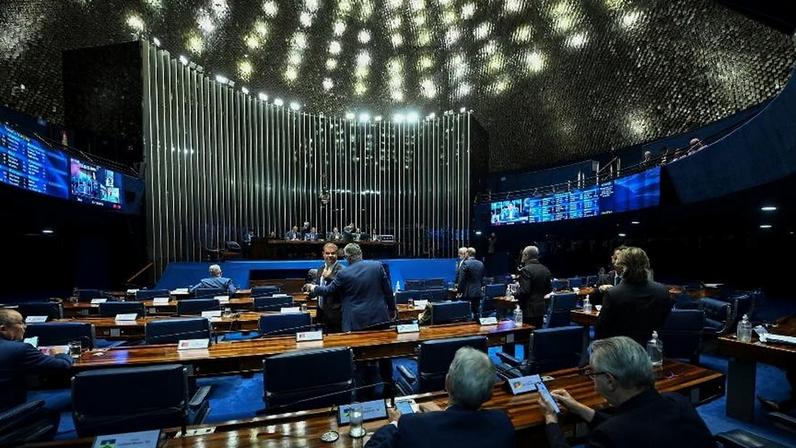 AGU afirma inconstitucionalidade da lei da dosimetria e defende suspensão