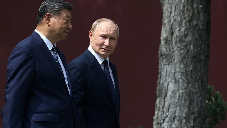 Xi Jinping recebe Putin na China, quatro dias após receber Trump