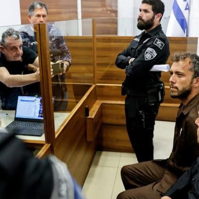 Justiça de Israel prorroga prisão do ativista brasileiro Thiago Ávila