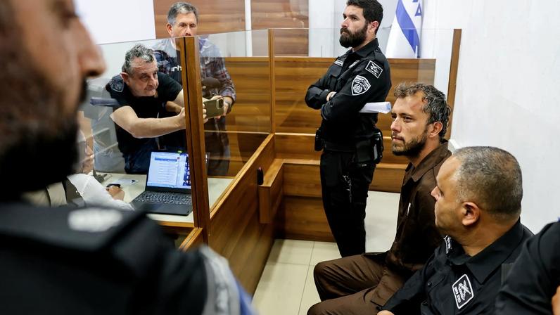 Justiça de Israel prorroga prisão do ativista brasileiro Thiago Ávila