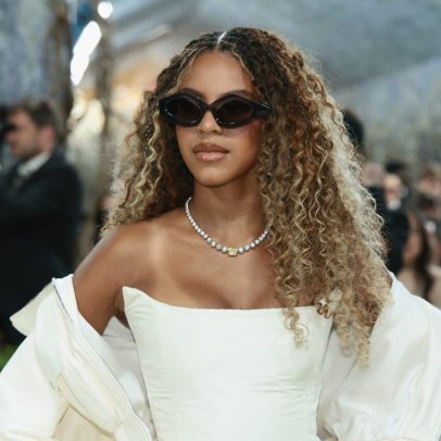 Todos os detalhes do colar de diamante amarelo único de Blue Ivy na Met Gala 2026