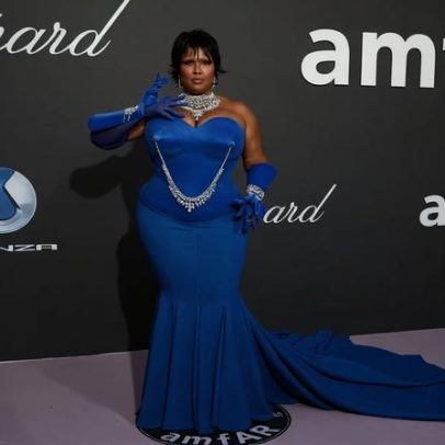 Vestido de Lizzo em Cannes traz piercings falsos e 3.000 quilates em diamantes