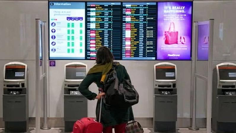 Escassez de combustível de aviação deve elevar tarifas neste verão, diz Walsh