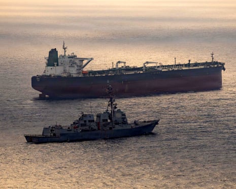 Irã ameaça alvos dos EUA no Oriente Médio se navios-tanque forem atacados