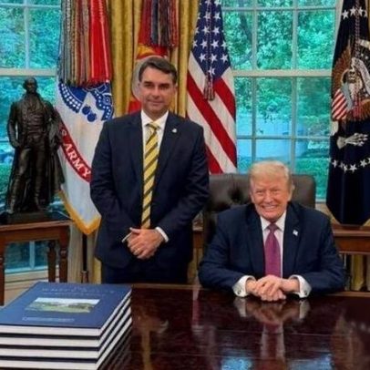 Itamaraty ignora e Planalto minimiza foto de Flávio Bolsonaro com Trump