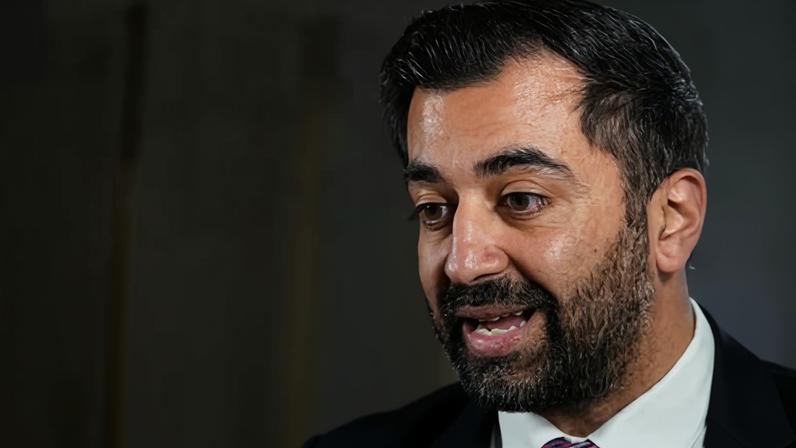 Humza Yousaf diz esperar pena pesada para Peter Murrell por acusações de desvios