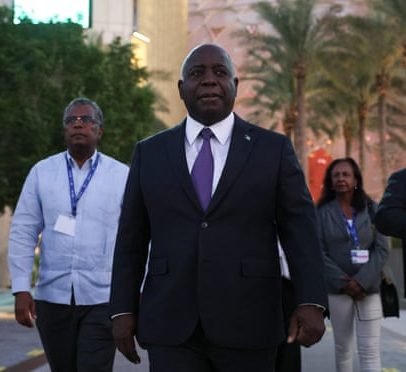 Bahamas reelege Philip Davis como primeiro-ministro