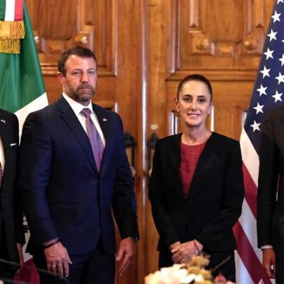 Sheinbaum busca relançar relação com EUA ao receber chefe de Segurança de Trump