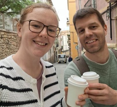 Mãe escocesa fica presa na Espanha por regras de nacionalidade britânica