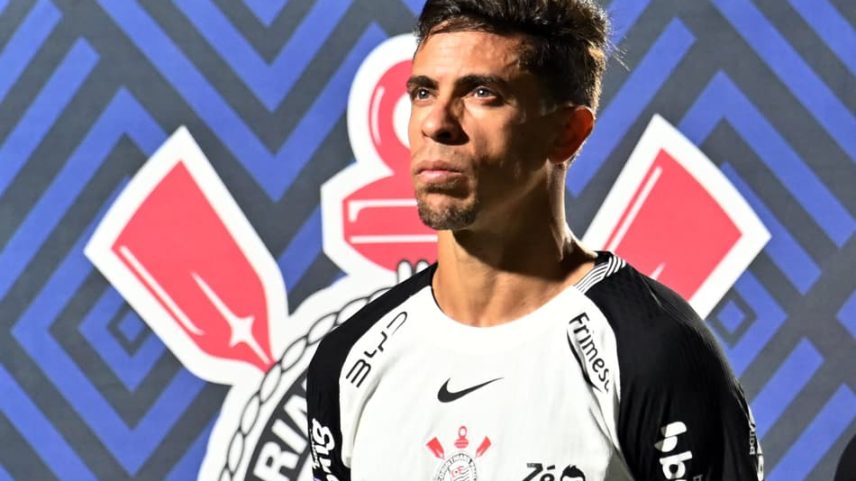 Gabriel Paulista minimiza discussão com Diniz no Corinthians: Resolvido