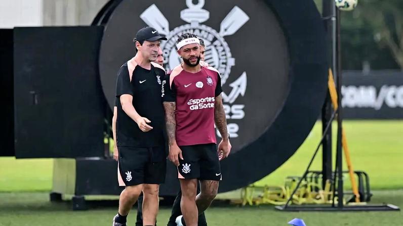 Diniz aposta na volta de Memphis e busca permanência no Corinthians