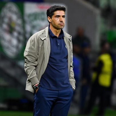 Conmebol investiga Abel Ferreira por gesto a Flaco no gol do Palmeiras