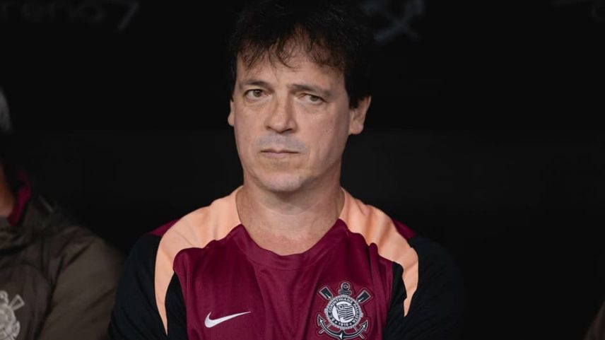 Diniz fica sem titular no Corinthians contra o Botafogo