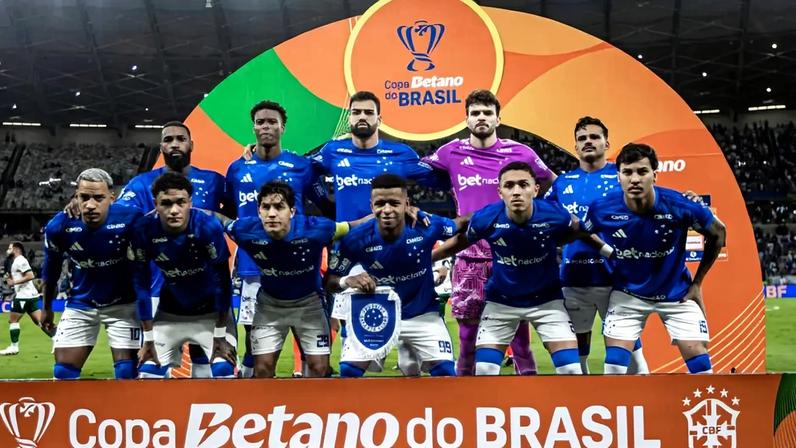 Cruzeiro abre o placar diante do Goiás na Copa do Brasil. (Foto: Luciano Brew/Agencia Enquadrar/Folhapress)