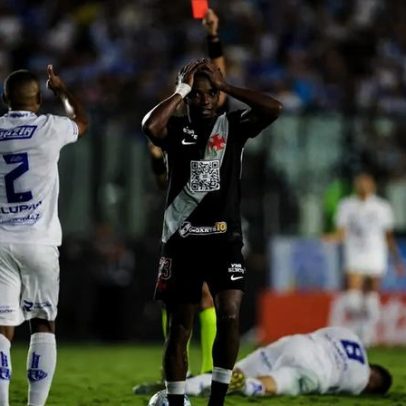Vasco entre os quatro clubes da Série A com mais cartões vermelhos em 2026