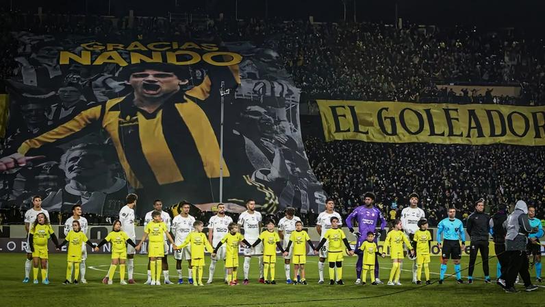 Corinthians x Peñarol termina em confusão e confronto com a polícia no Uruguai