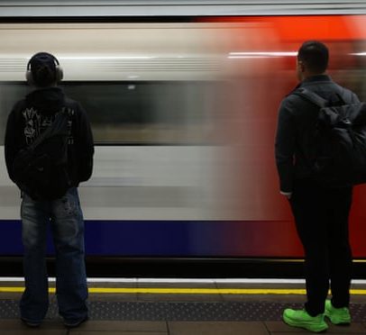 Greve no metrô de Londres deve prosseguir na terça e quinta, diz RMT