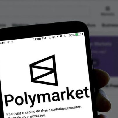 Espanha bloqueia Polymarket e Kalshi durante investigação de licença de jogos