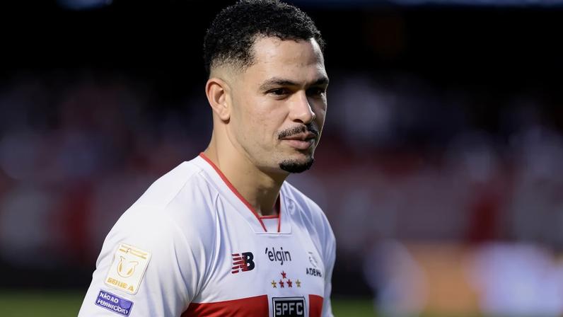 Luciano em ação pelo São Paulo (Foto: Marcello Zambrana/AGIF/Folhapress)