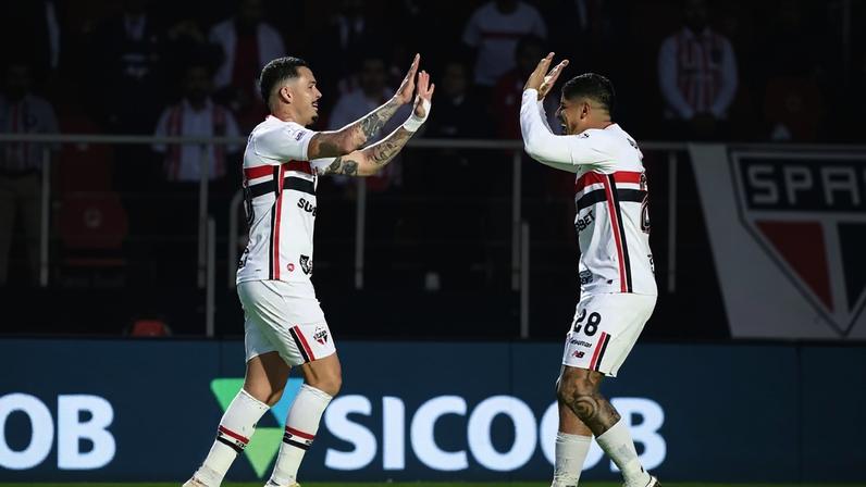 Torcedores apontam dificuldade na partida entre São Paulo x Botafogo. (Foto: Marina Uezima/Brazil Photo Press/Folhapress)