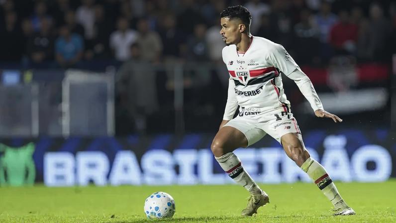 Lucas Ramon admite que SP precisa de mais malandragem para vencer jogos