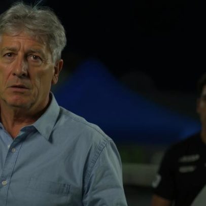 Renato Gaúcho se irrita com cobranças, abre mão do cargo, mas fica no Vasco
