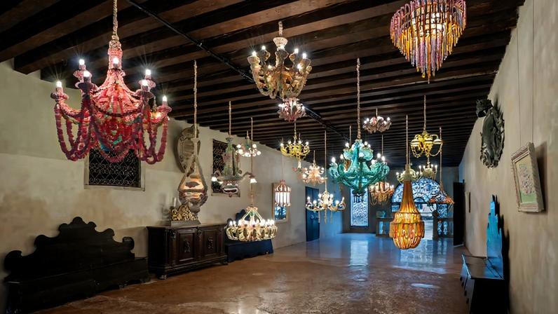 Pinchuk Centre na Bienal de Veneza encontra alegria frágil em meio à perda