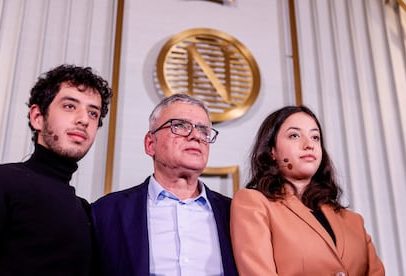 Família da Nobel da Paz iraniana Narges Mohammadi diz que vida está por um fio