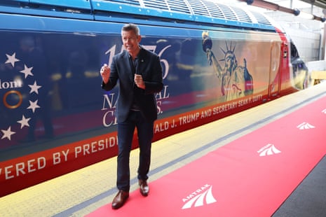 Sean Duffy enfrenta críticas por novo reality show familiar
